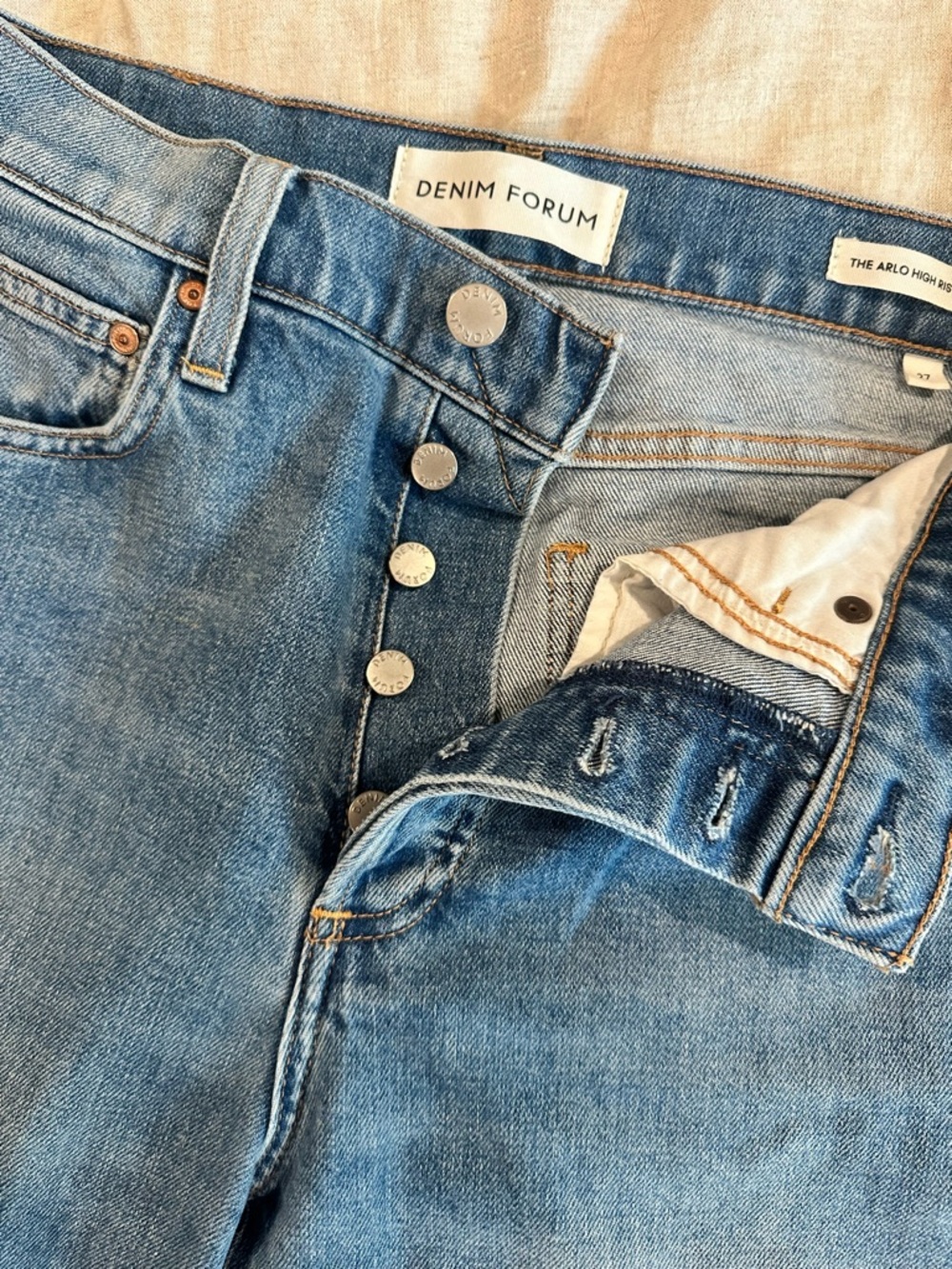 Aritzia Denim Forum Light Blue High-Rise Jeans - Picture 4 of 14